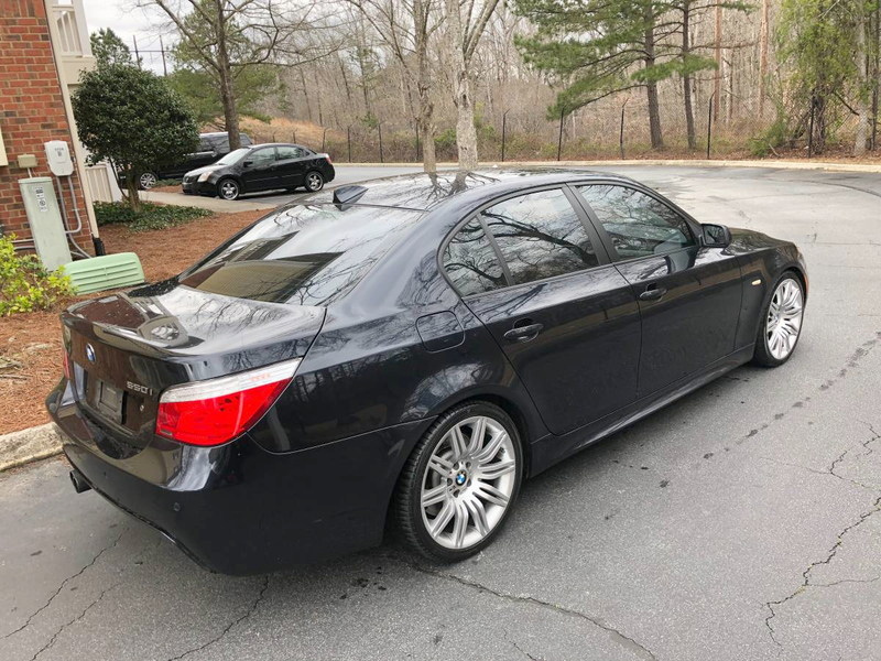 Illustration for article titled At $9,900, Could This 2008 BMW 550i Prove To Be Pretty Nifty?